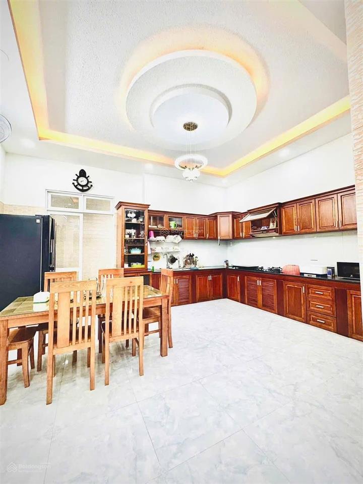 Bán nhà 2 tầng ngay mt đường số 2 trường thọ 190m2 ngang 6m, shr, hoàn công chỉ 9.3tỷ