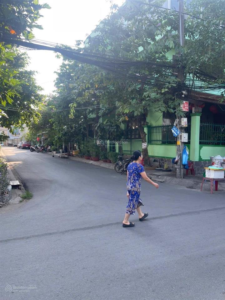 Chỉ hơn 7tỳ sở hữu ngay lô đất nằm trong kdc hồng long, sát qlo13 dt 112m2, sang tên ngay.
