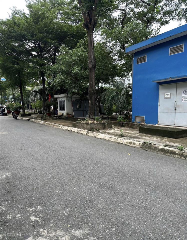 Còn 1 lô đất hiếm có kdc thành ủy đường số 18 phường hiệp bình chánh, dt 70m2, shr nhỉnh 7tỷ.