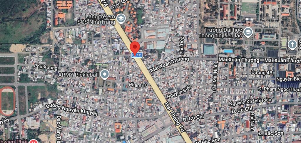 Cho thuê nhà 1 trệt 2 lầu mặt tiền đường 2/4 nha trang gần bãi biển hòn chồng 0332 457 *** đức