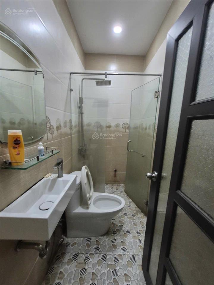 Cho thuê nhà hòn sện 1 trệt 2 lầu nội thất đẹp giá 7,5 triệu 0332 457 ***