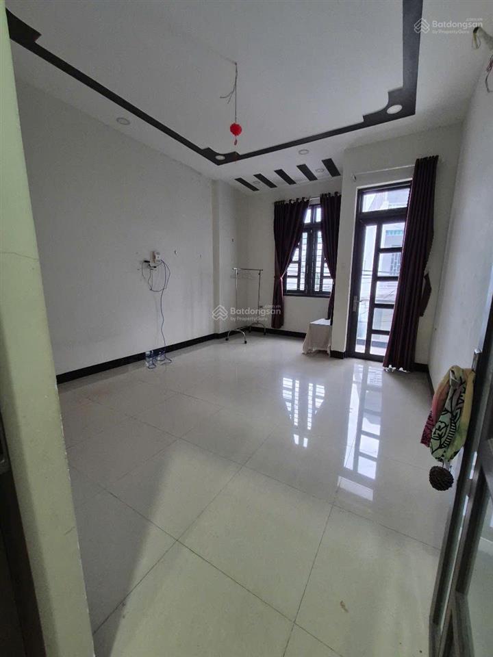 Cho thuê nhà hòn sện 1 trệt 2 lầu nội thất đẹp giá 7,5 triệu 0332 457 ***