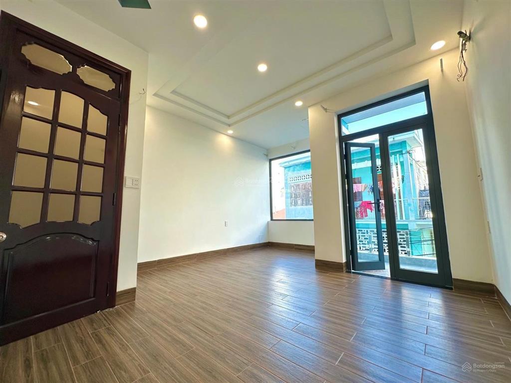 Bán nhà 1 trệt 2 lầu đường cù lao trung phường bắc nha trang 5,15 tỉ  0332 457 *** đức