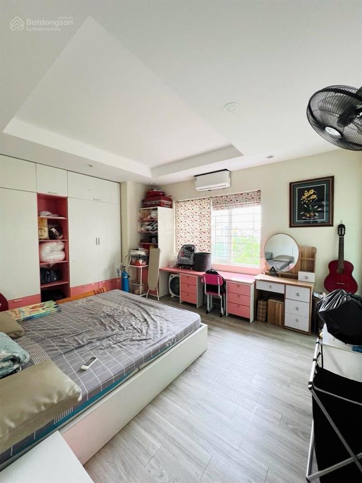 Bán gấp nhà hà đông lô góc 5t 60m2 giá 13.2 tỷ