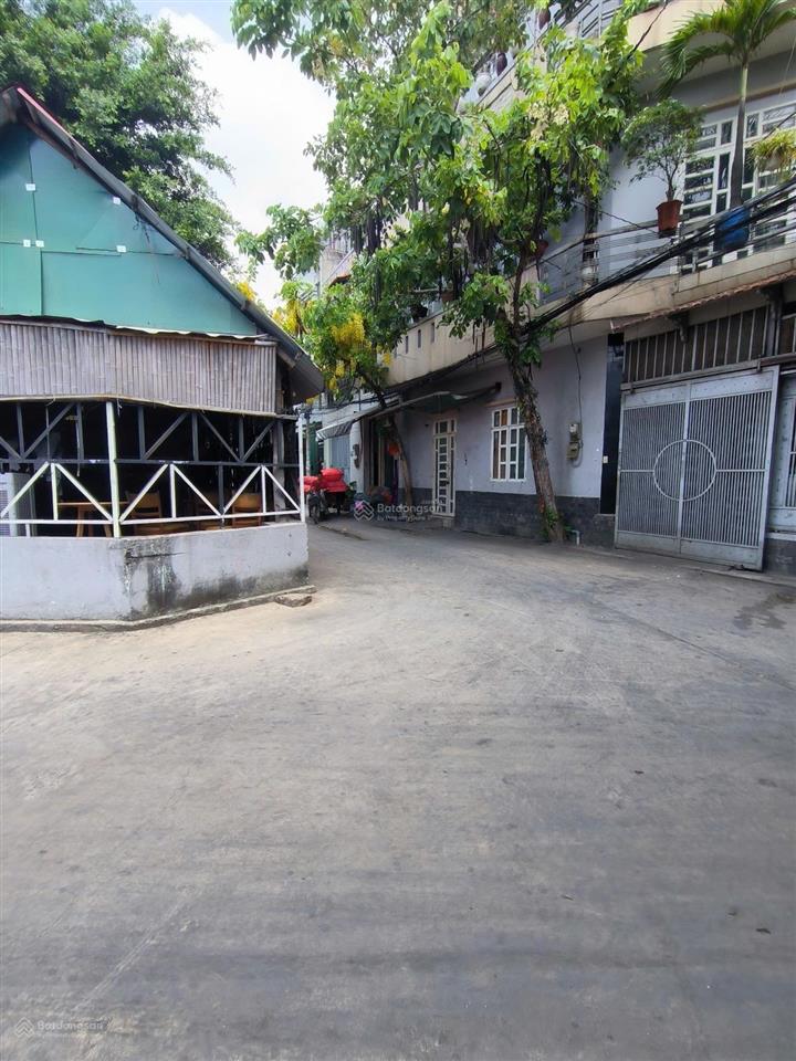 Cơ hội sở hữu nhà đẹp hẻm đường số 9  bình hưng hoà
