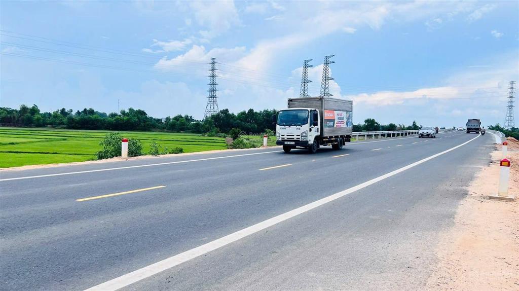 Bán đất 400m2 full thổ cư xã hiệp hòa, tây ninh