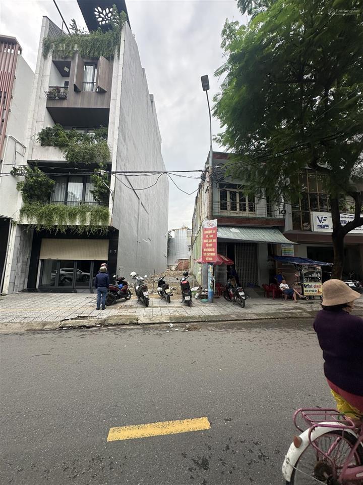 Bán nhà riêng tại 109111 hoàng văn thụ, 86 tỷ, 424.8m2, xung quanh nhiều tiện ích