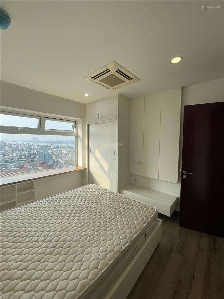 Chính chủ bán căn hộ 2ng, 2wc giá chỉ hơn 5 tỉ