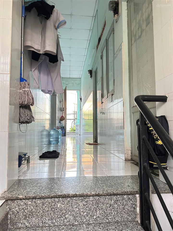 Nợ ngân hàng, bán gấp mtkd nguyễn sỹ sách p15 tân bình 6,5m x 23m, nở hậu 8,4m t2l,tn 33tr/th 28 tỷ
