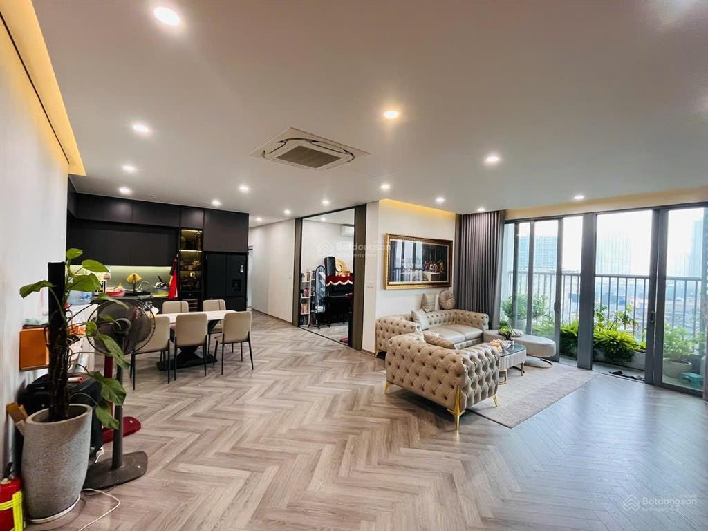 Hiếm cho thuê căn hộ 125m² mhd trung văn  3pn, full, giá 17,9tr/tháng.  0842 620 ***