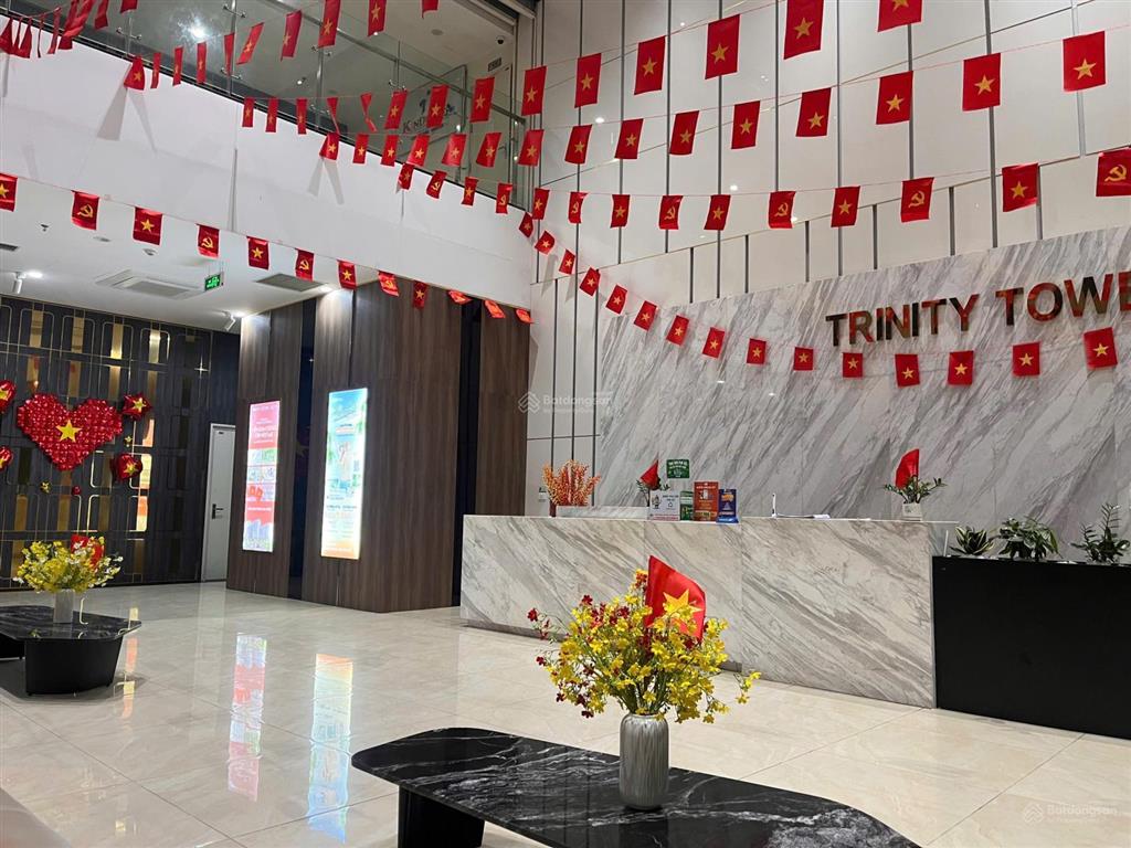 Giá cực tốt  bán căn hộ studio sổ đỏ 40m2 giá 2,7 tỷ tại trinity tower.  0842 620 ***