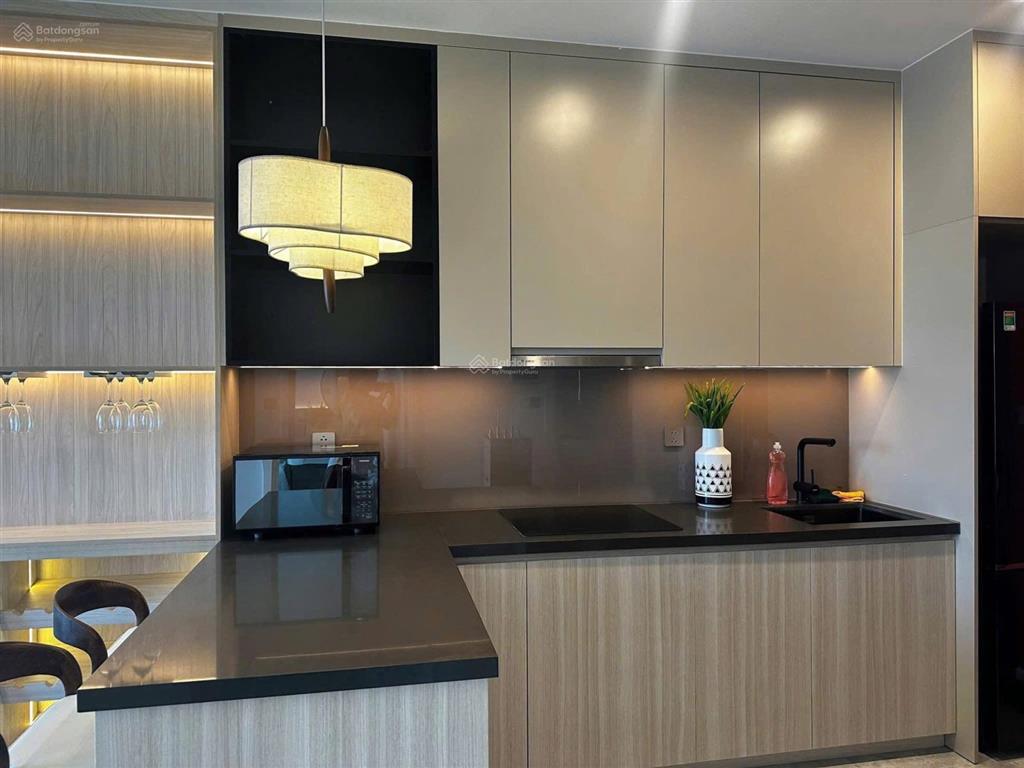Căn 1pn tầng cao  full nội thất cao cấp  hđ thuê 25 tr/tháng, giá chỉ 7 tỷ x (nhỏ)