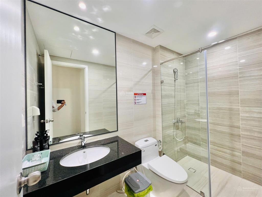 Bán gấp căn hộ the emerald golf view, 2,9 tỷ, 72 m2, đường đại lộ bình dương, tp. thuận an