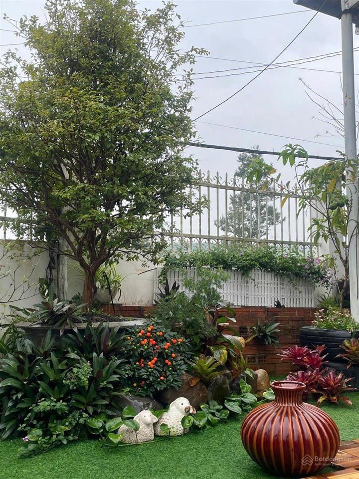 Nhà phố đẹp view núi và suối tại phường 3 bảo lộc