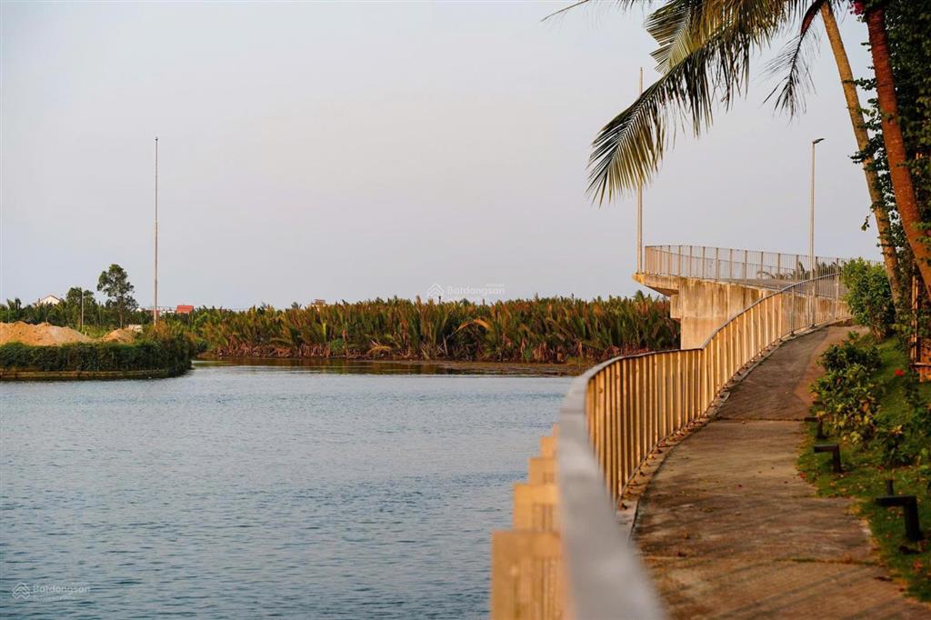 Biệt thự 173 m2 khu compound sinh thái ven sông. thiết kế tối ưu khai thác lưu trú. sổ lâu dài.