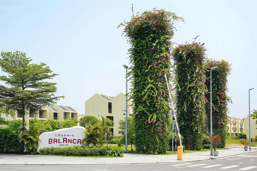Biệt thự 173 m2 khu compound sinh thái ven sông. thiết kế tối ưu khai thác lưu trú. sổ lâu dài.