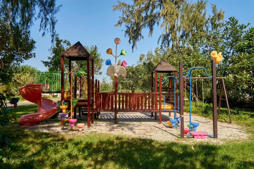 Bán villa sân golf the point đà nẵng, 3bed, 22 tỷ, 275 m2. sổ lâu dài. có tiện ích biển.