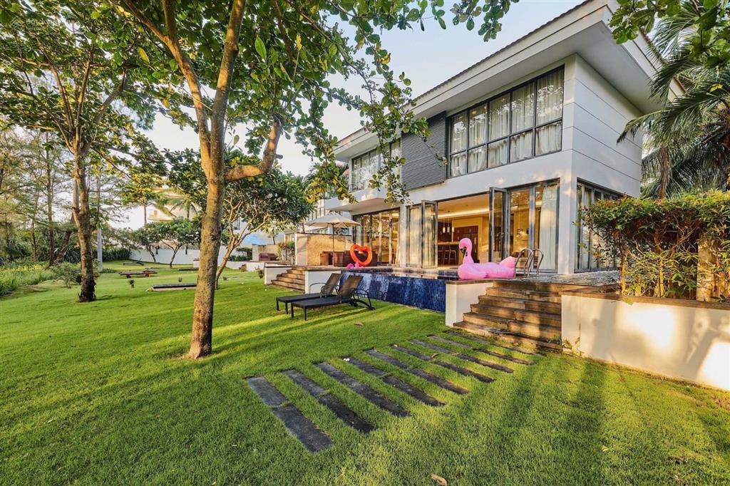 Bán villa 3 bed ocean villas  35,5 tỷ, full nội thất. 508 m2. view sông, kinh doanh tốt