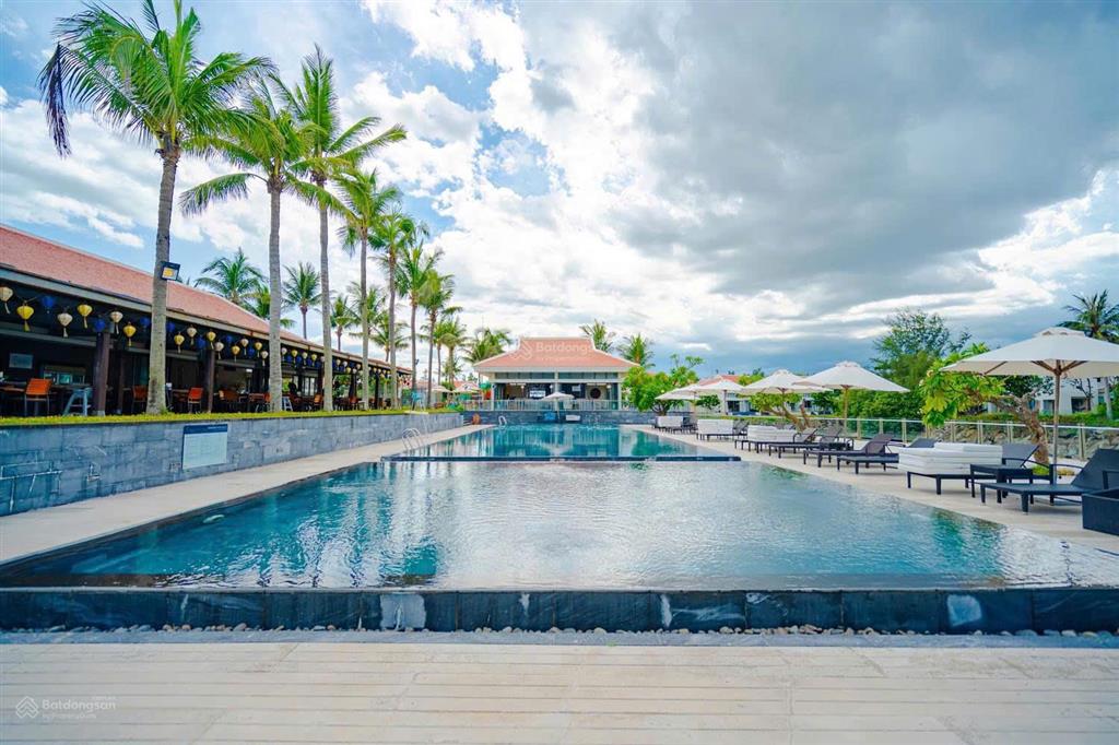 Bán villa 3 bed ocean villas  35,5 tỷ, full nội thất. 508 m2. view sông, kinh doanh tốt