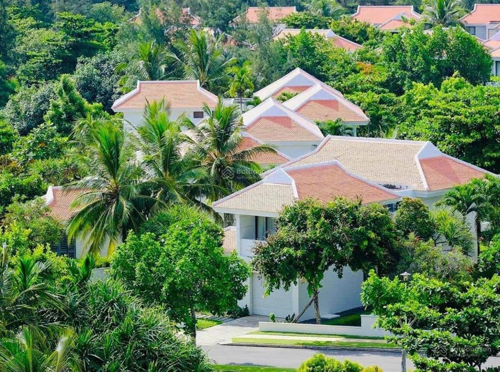 Bán villa 3 bed ocean villas  35,5 tỷ, full nội thất. 508 m2. view sông, kinh doanh tốt