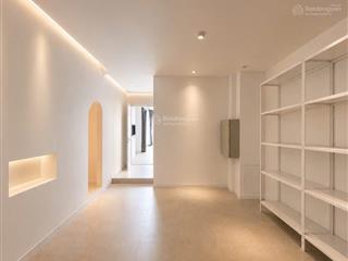 Cho thuê villa dune 3bed mới 100%, cận biển, trong sân golf brg đànẵng. hồ bơi, garage riêng.