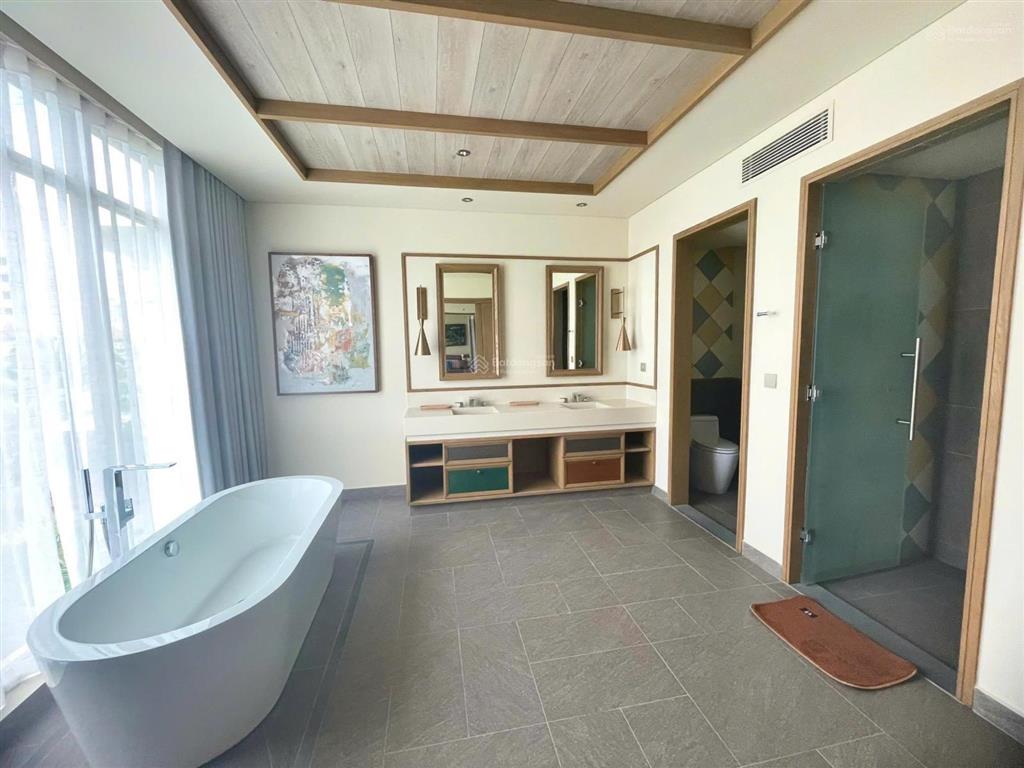 Bán biệt thự biển 2 bed  fusion đà nẵng, 33 tỷ, khai thác usd 3.300/tháng, sổ lâu dài.