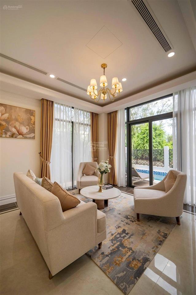 Biệt thự liền kề mặt tiền trường sa, view golf, 4 tầng, bàn giao thô. ở và kinh doanh