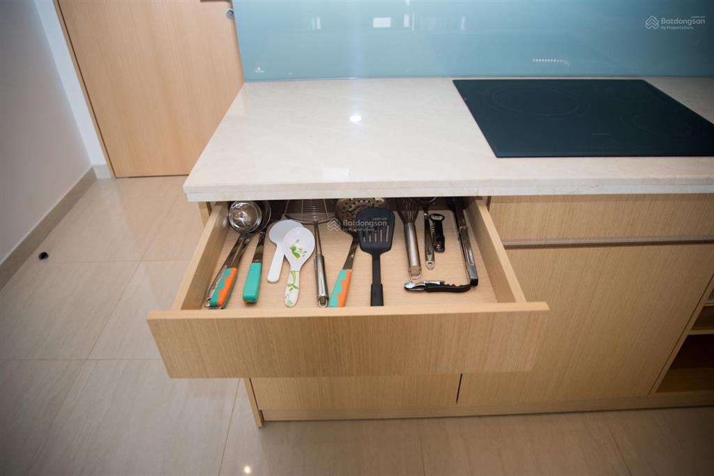 Cho thuê căn hộ 2bed trực diện biển, ocean suites, 86 m2, nằm trong khu nghỉ dưỡng, 37tr/th
