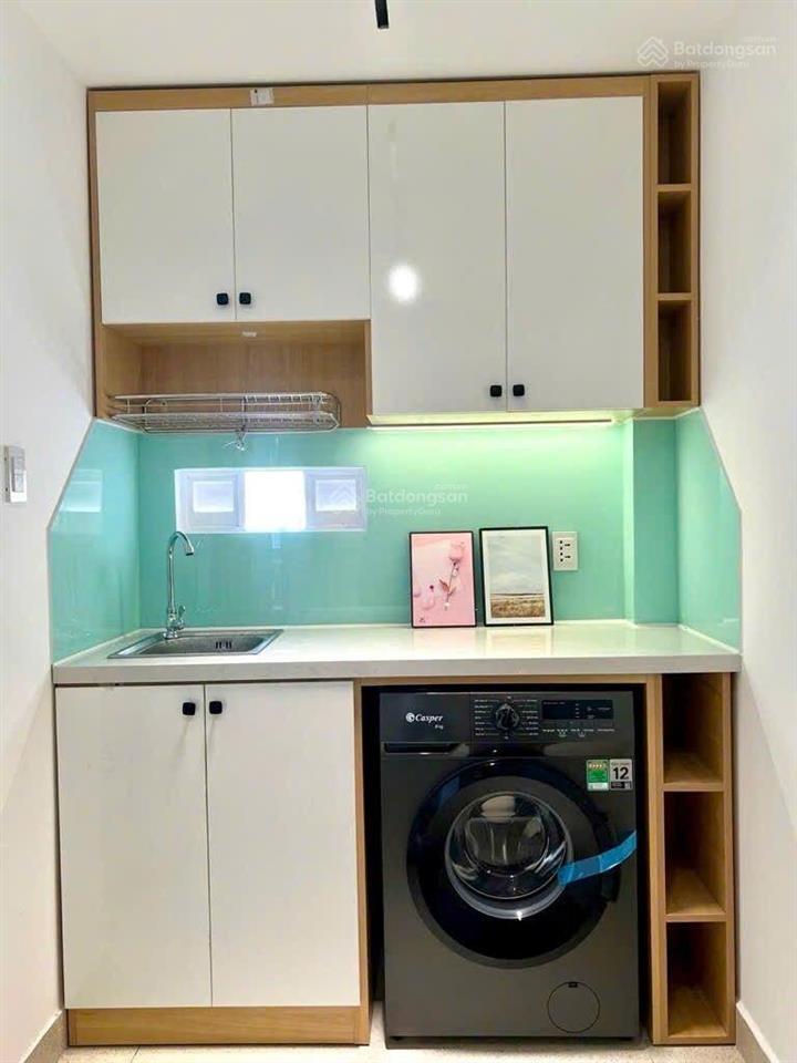 Chdv 2 tầng  10 phòng  720tr/năm. dt 170m2, ngang 6m, đủ nội thất  300m qua pmh  nhỉnh 13 tỷ