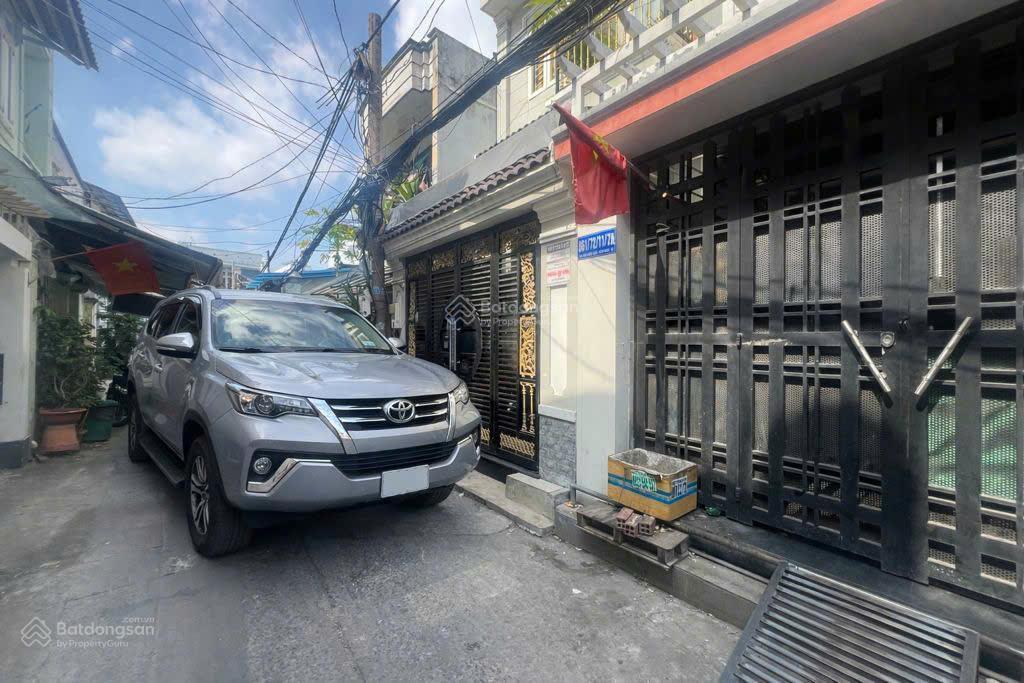 Bán nhà 4 tầng, hxh hoàng trọng mậu, q7. diện tích 60m2, 5pn, sẵn dòng tiền. nhỉnh 10 tỷ