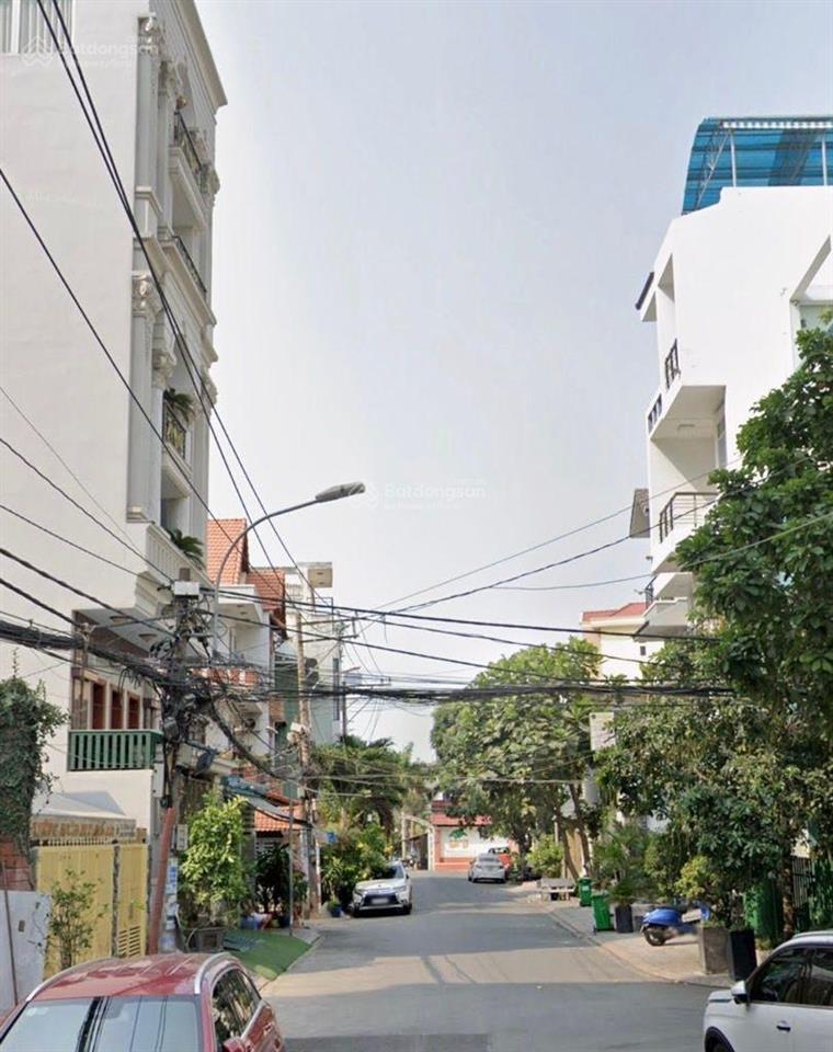 Chdv 8 tầng  450m2  96 phòng, doanh thu 8,4 tỷ/ năm. mt đường số  sát lotte mart
