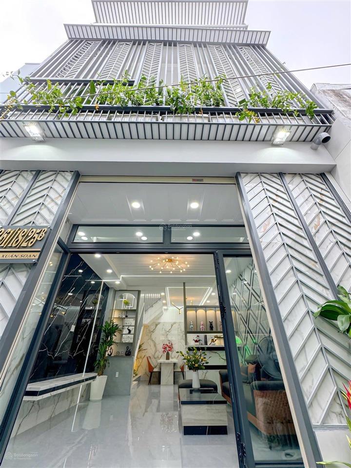 Nhà mới đẹp, phường tân hưng  60m2, full nội thất cao cấp, cách 300m ra lotte mart, nhỉnh 6 tỷ