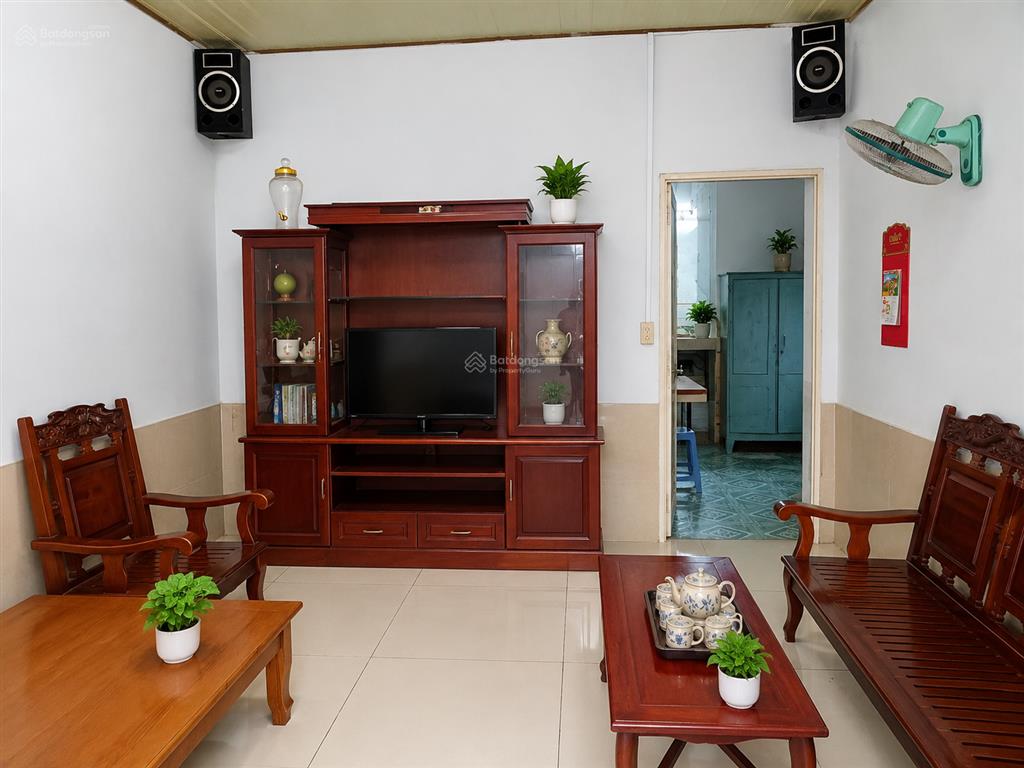 Nhà cấp 4  có 4 phòng trọ, 178m2, ngang 8m nở hậu, đất thổ cư, xây tự do. chỉ 8 tỷ nhỉnh