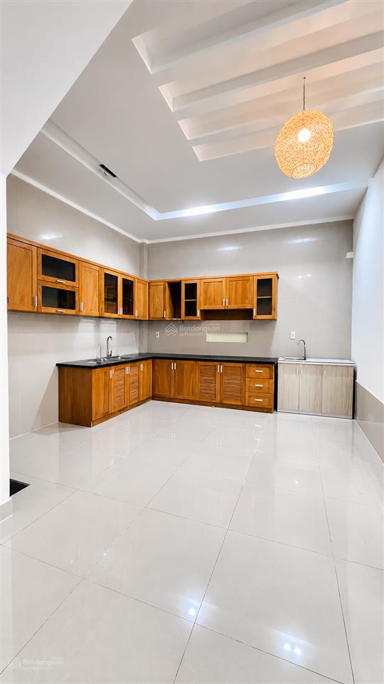 Nhà 3 tầng  100m2, cạnh lotte mart  quận 7. ngang 8.5m, 4 phòng ngủ  hơn 8 tỷ