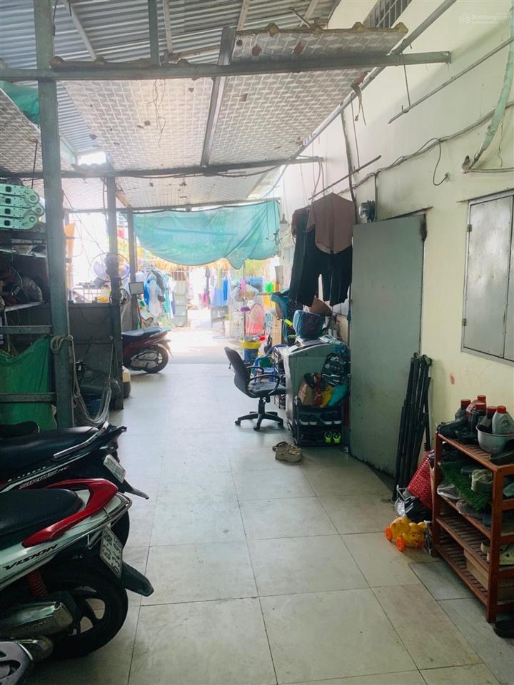 Nhà cấp 4, hẻm nhựa 8m, 90m2  6 phòng cho thuê 25tr/ tháng  chỉ 100m qua phú mỹ hưng. chỉ 9 tỷ x