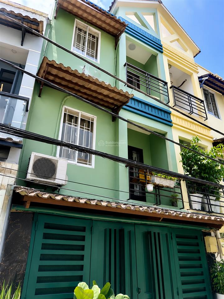 Nhà đẹp 3 tầng, hxh, nguyễn thị thập. 80m2, full nội thất. chỉ 6 tỷ