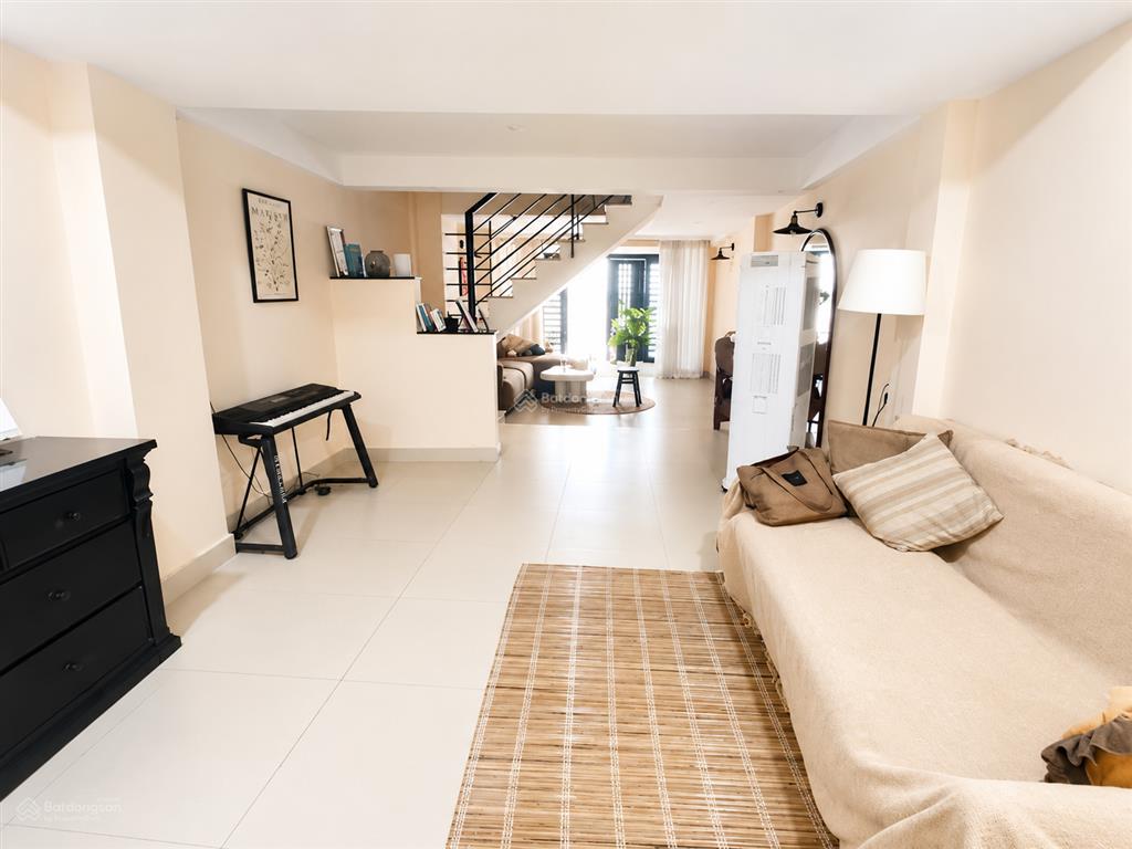 Nhà đẹp 3 tầng, hxh, nguyễn thị thập. 80m2, full nội thất. chỉ 6 tỷ