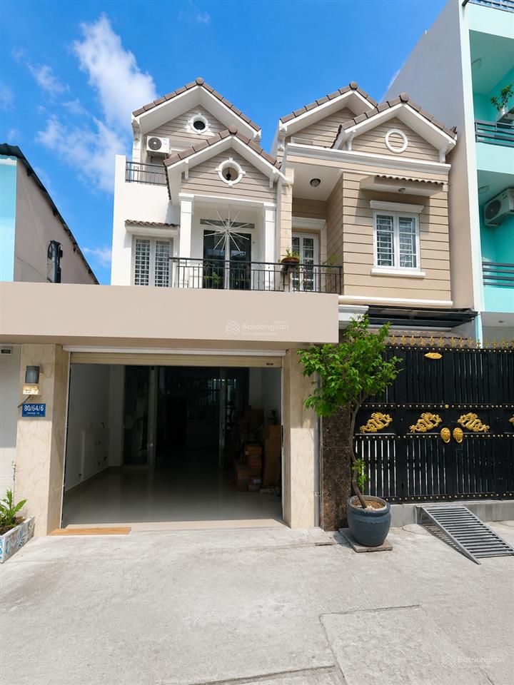 Nhà 4 tầng, 82m2, nở hậu, hẻm xe hơi, 4pn, nội thất gỗ  1 phút qua phú mỹ hưng  chỉ 9 tỷ x