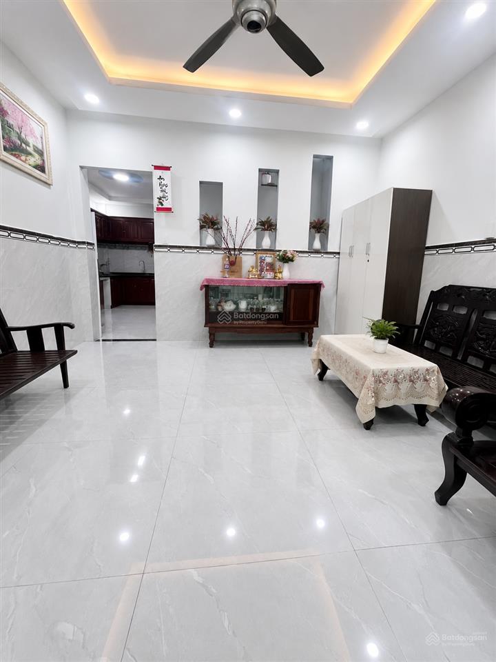 Nhà 2 tầng, chỉ 20m ra lotte mart. 65m2, ngang 6m, 5 phòng ngủ, shr  chỉ 7.x tỷ