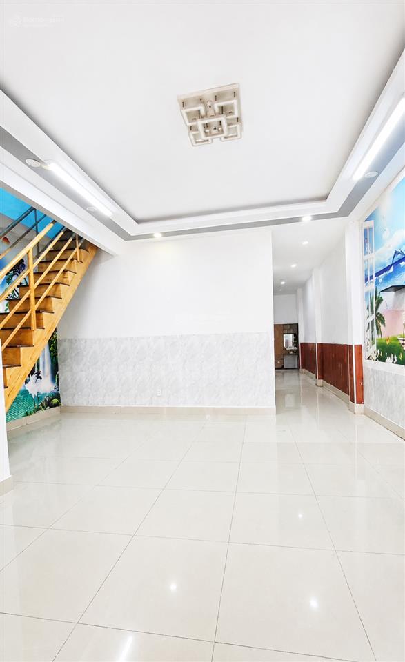 Nhà mặt tiền 502 đường huỳnh tấn phát  95m2, ngang 5m5, cách 300m qua phú mỹ hưng. chỉ 9.x tỷ