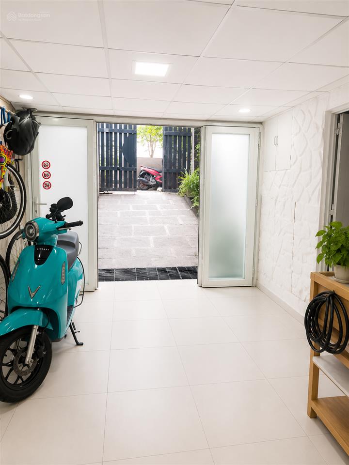 Siêu phẩm 5 tầng  kdc him lam  ngang 5m, có hầm  6 phòng  chỉ 21,x tỷ