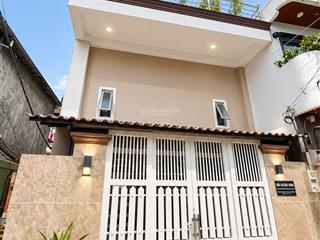 Nhà 3 tầng, bùi văn ba  60m2, ngang 7m (nở hậu)  4pn, 20m ra mặt tiền  chỉ 7 tỷ
