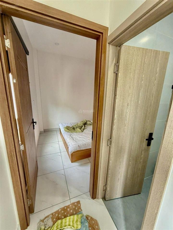 Nhà 3 tầng, khu kiều đàm, 45m2, 4 phòng ngủ, ô tô ngủ trong nhà. chỉ 8,x tỷ