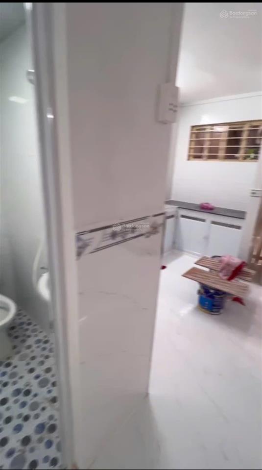 Bán tầng trệt cc gò dầu t. phú gần tiểu học lê văn tám nhà mới sửa dts 80m2 shr 4. x tỷ