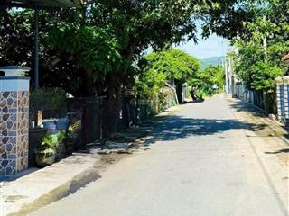 Giá 1tỷ700, diện tích hơn 1400m, hiện trạng đường nhựa ô tô thông thoáng, thuộc kkt vân phong