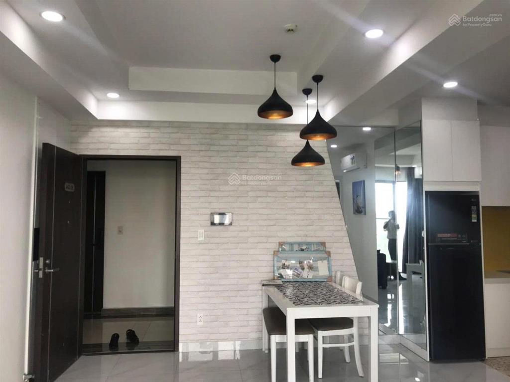 Cho thuê căn góc view biệt thự yên tĩnh, full nội thất, hưng phúc 1, pmh.  0902 851 *** (đình hải)