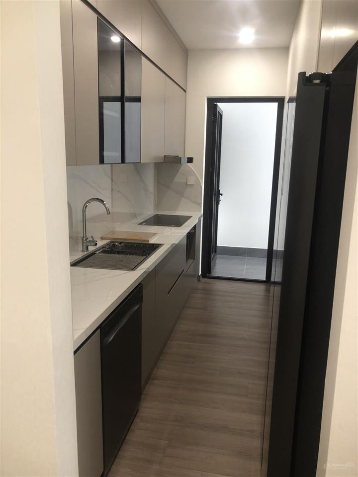 Bán cc mới toanh tại economy city, 3,3 tỷ, 67m2, 2pn, 2wc
