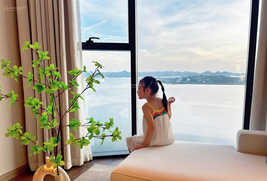 Em lam có căn hộ à la carte hạ long cho thuê full đồ siêu vip, sinh lời tốt