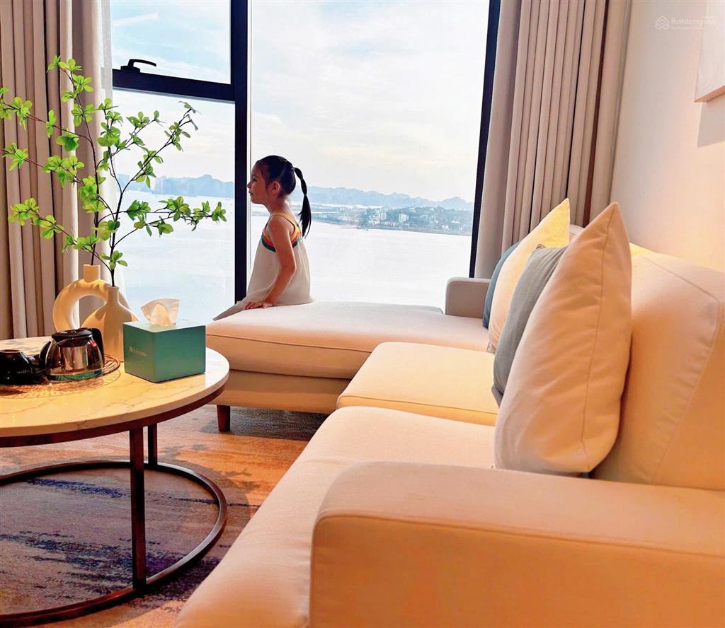 Chính chủ gửi bán vội căn studio à la carte hạ long view biển full đồ mới tinh, rẻ nhất thị trường