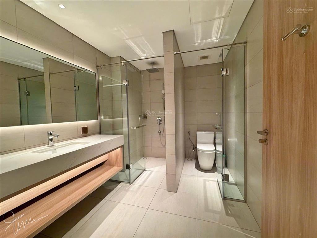 Chính chủ gửi bán vội căn studio à la carte hạ long view biển full đồ mới tinh, rẻ nhất thị trường